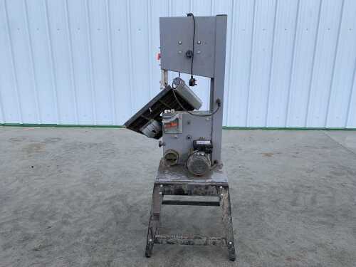 UNRESERVED Industrial Bandsaw