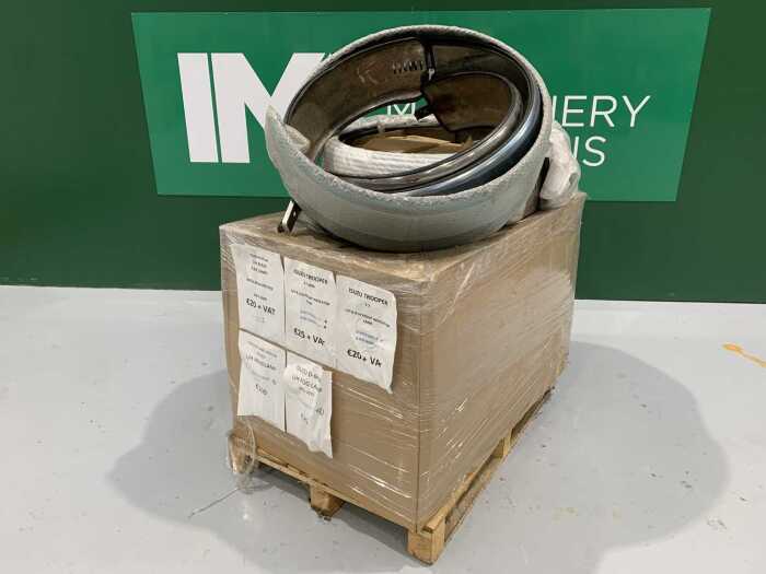 UNRESERVED Pallet Of Various Jeep Parts