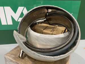 UNRESERVED Pallet Of Various Jeep Parts - 2