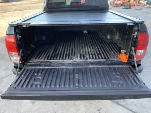 UNRESERVED 2021 Toyota Hilux Icon D4D 2.4 DCB Auto - 8