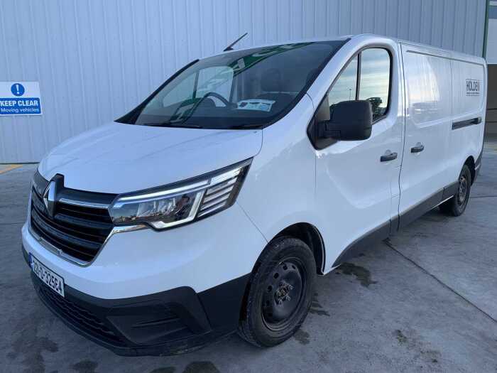 UNRESERVED 2022 Renault Trafic LL30 Blue DCI 130 Business