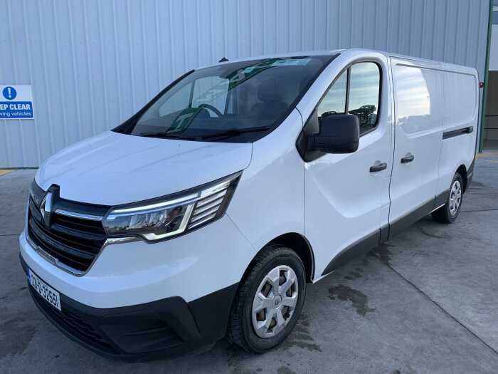 UNRESERVED 2022 Renault Trafic LL30 Blue DCI 130 Business