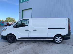 UNRESERVED 2022 Renault Trafic LL30 Blue DCI 130 Business - 2