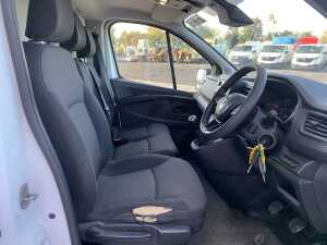UNRESERVED 2022 Renault Trafic LL30 Blue DCI 130 Business - 10