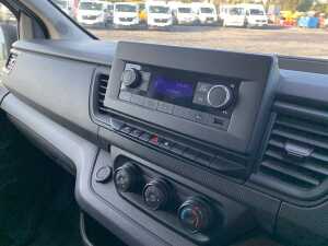 UNRESERVED 2022 Renault Trafic LL30 Blue DCI 130 Business - 11