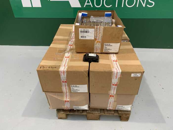 UNRESERVED 9 x Boxes Of Carling CLTM12 Power Module Converters