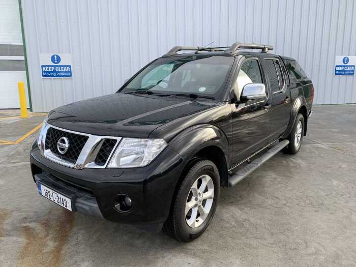 2015 Nissan Navara Tekna 2.5 DCI Crew Cab