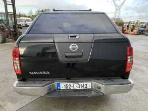 2015 Nissan Navara Tekna 2.5 DCI Crew Cab - 4