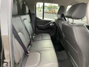 2015 Nissan Navara Tekna 2.5 DCI Crew Cab - 9