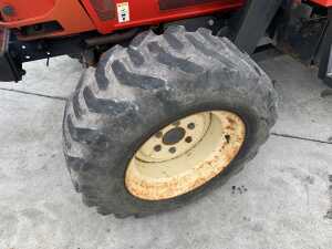 UNRESERVED Branson 3510 Compact Tractor c/w Branson Loader & Bucket - 20