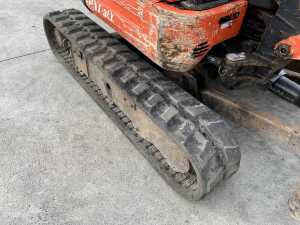 2015 Kubota U17-3 Zero Tail Excavator c/w Bucket - 17
