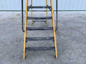 Youngman 8 Step Podium Ladder - 3
