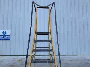 Youngman 8 Step Podium Ladder - 4