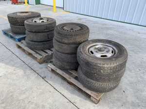 UNRESERVED Selection Of Tyres (Truck, Van & Jeep)