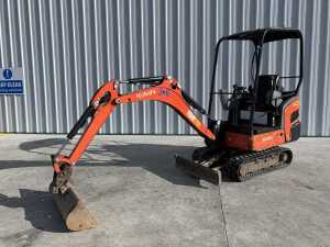 2017 Kubota K015-4 1.5T Excavator c/w Bucket