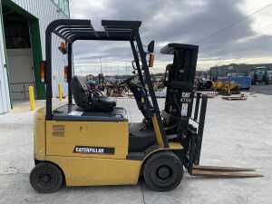 2005 Caterpillar EP20K 2T Electric Forklift c/w Container Mast - 6