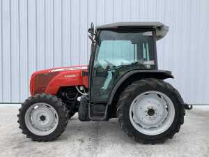 UNRESERVED Massey Ferguson 2430GE 4WD Tractor - 2