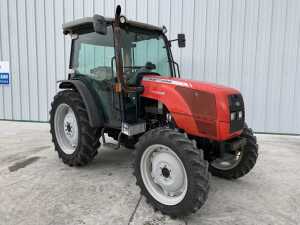 UNRESERVED Massey Ferguson 2430GE 4WD Tractor - 4