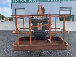2002 JLG 660SJ Tracked Diesel Straight Boom Lift - 8