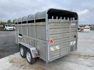 UNRESERVED Ifor Williams 12 x 6 Twin Axle Cattle Trailer c/w Gates - 3