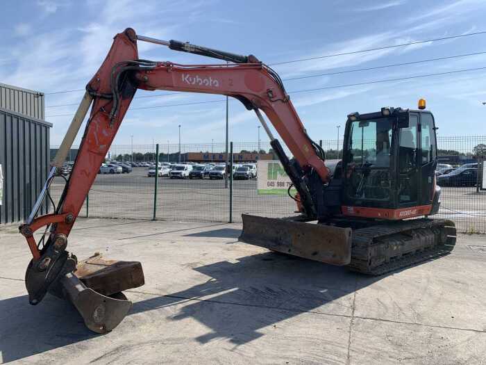 2017 Kubota KX080-4 Zero Tail 8T Excavator c/w 2 x Buckets