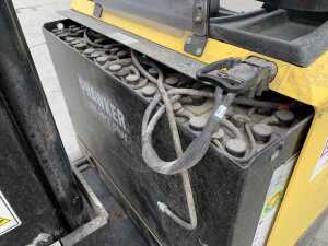 2018 Hyster R1.4 Electric Reach Truck c/w Charger - 8