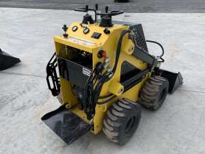 2026 Delano S360 Skid Steer Loader c/w Bucket - 5