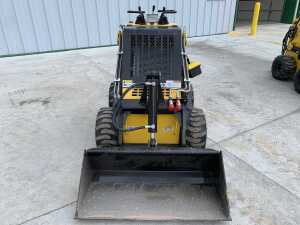 2026 Delano S360 Skid Steer Loader c/w Bucket - 8