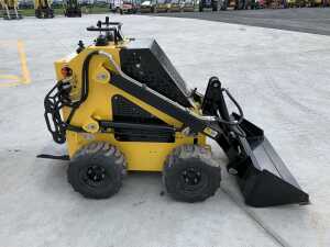 2026 Delano S360 Skid Steer Loader c/w Bucket - 6