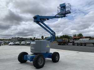 UNRESERVED 1999 Genie Z-45/25 Articulated Diesel Boom Lift - 5