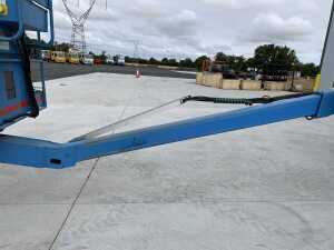 UNRESERVED 1999 Genie Z-45/25 Articulated Diesel Boom Lift - 12