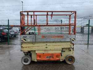 2006 JLG 2030ES Electric Scissor Lift c/w Control Box