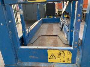 2007 Genie GS1932 Electric Scissors Lift - 7